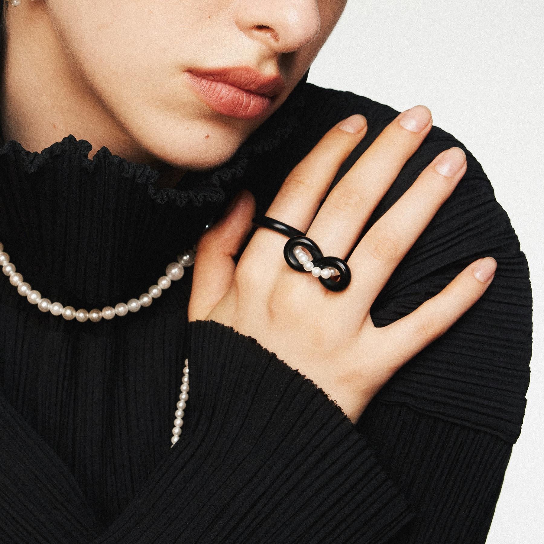 Eclipse Pearl Ring Set