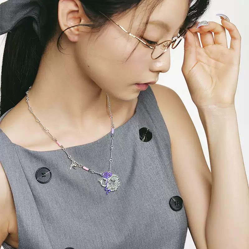 Chinese Hu Lu Peach Blessing Necklace