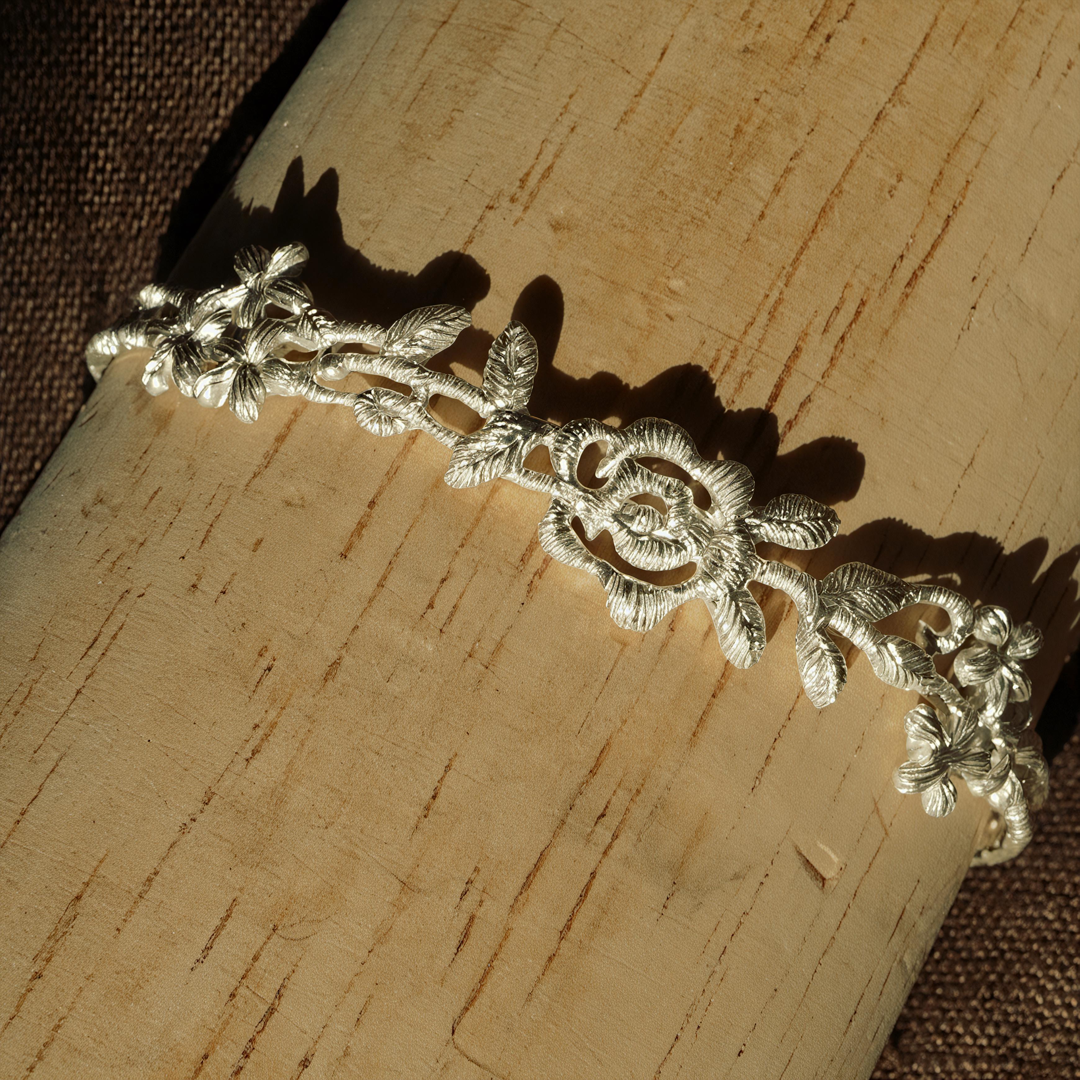 Lace Daisy & Rose Thin Bracelet