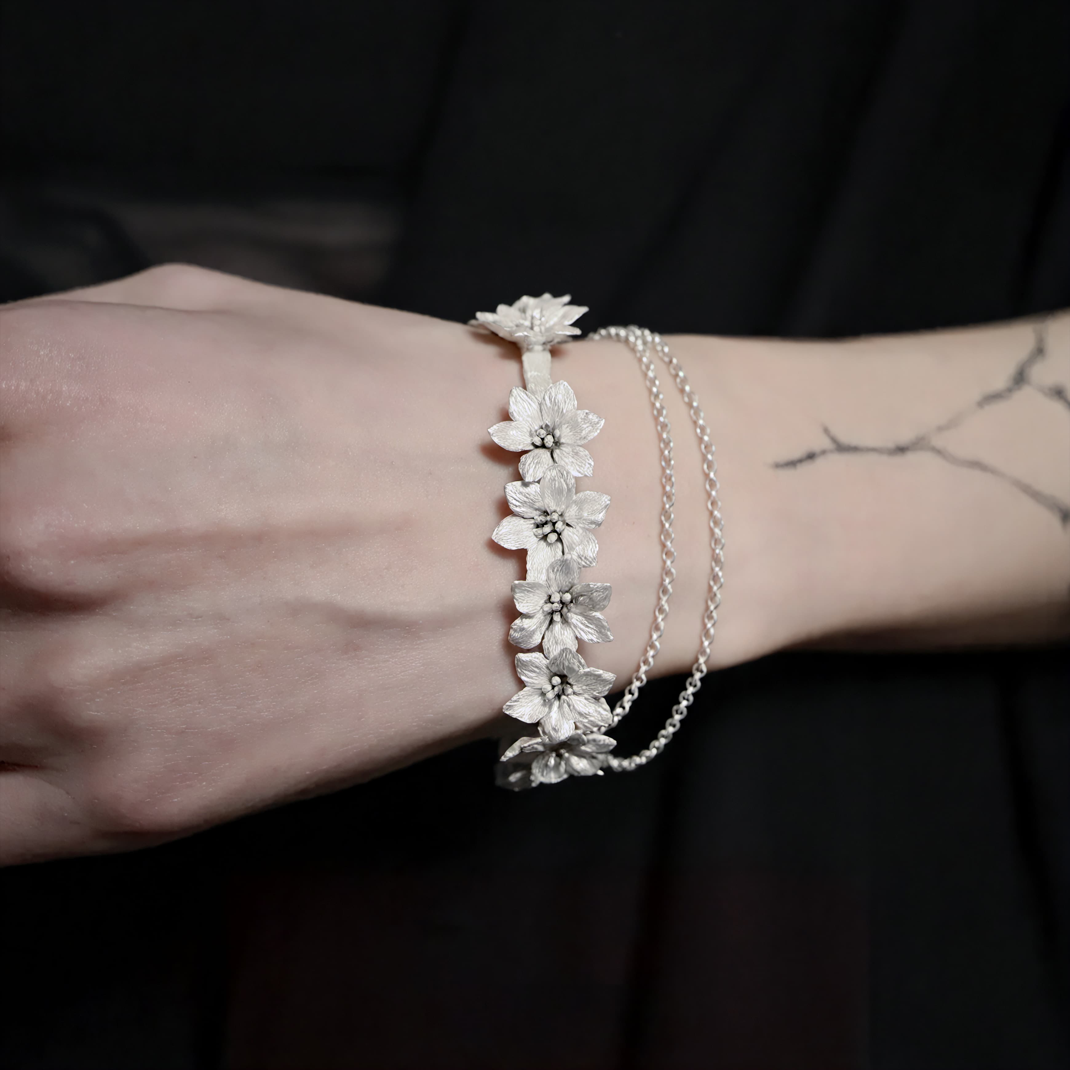 Fireflies-Spring Flowers Ⅰ Silver Floral Bracelet