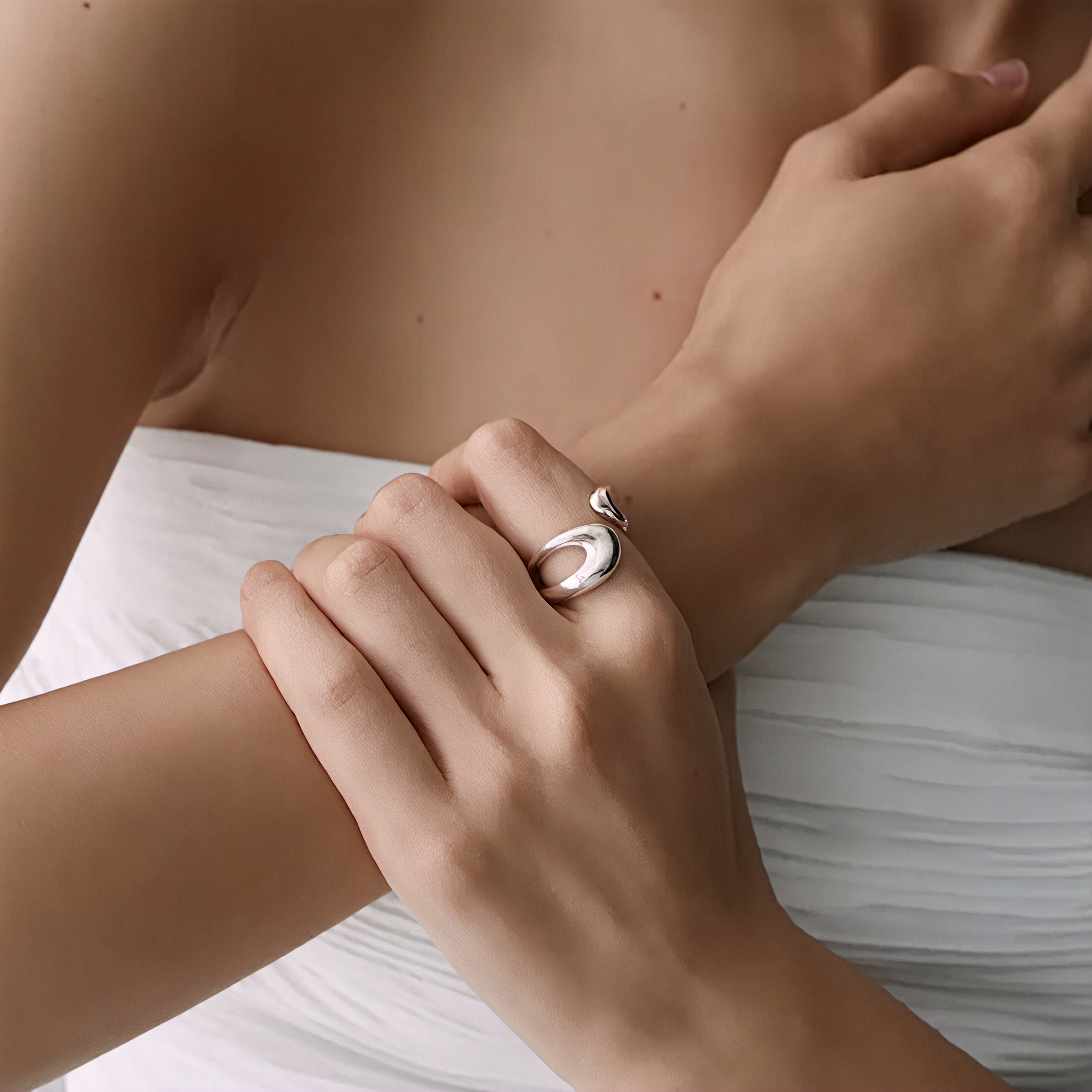 Fluid Wrap Ring