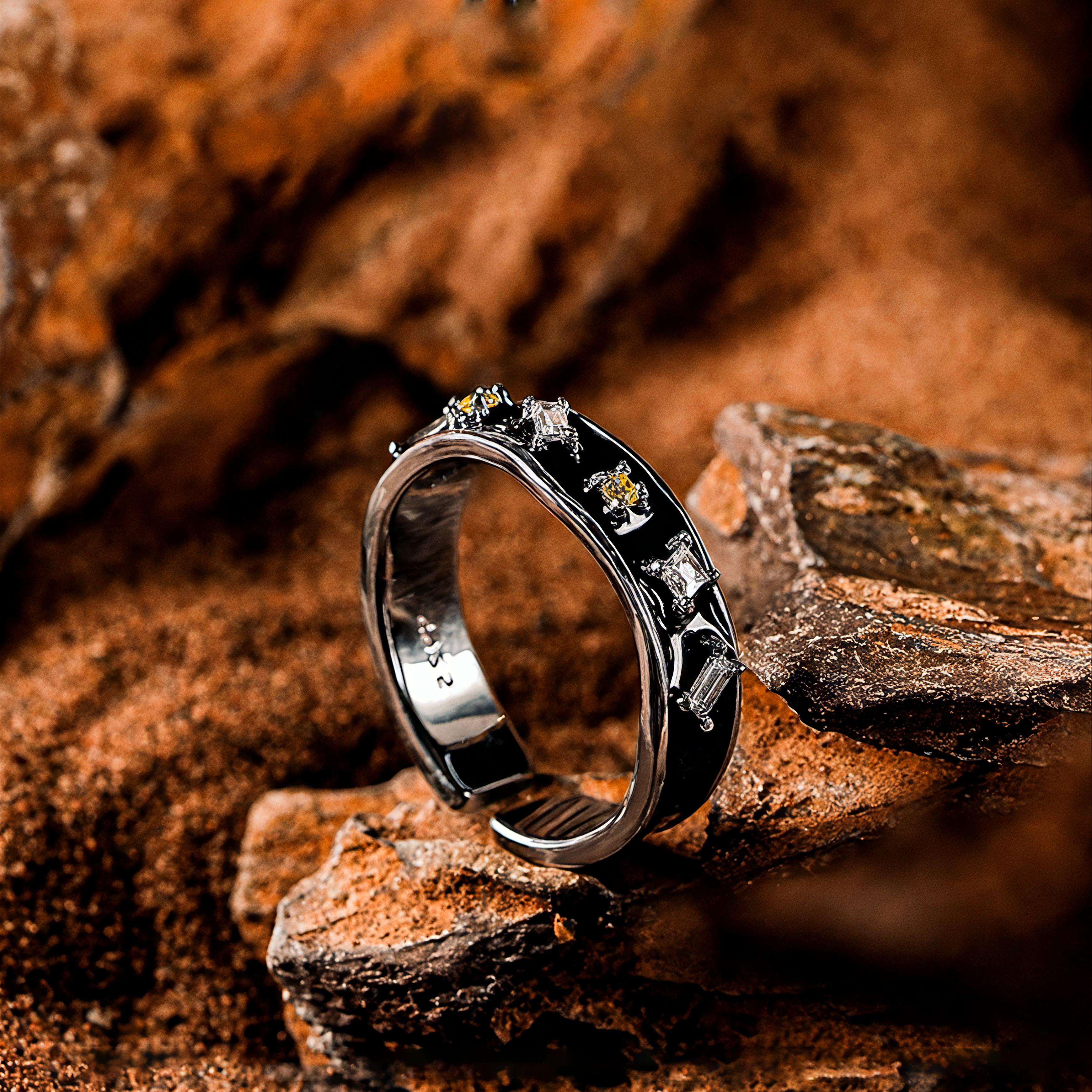 Glimmer Ring
