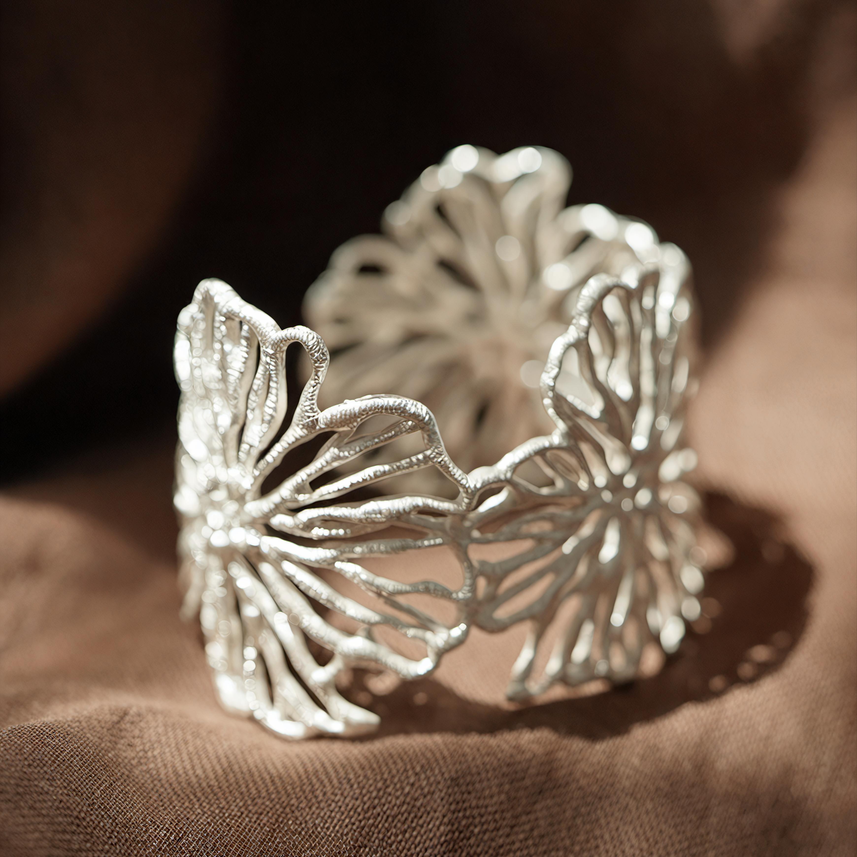 Hollow Floral Lace Bracelet