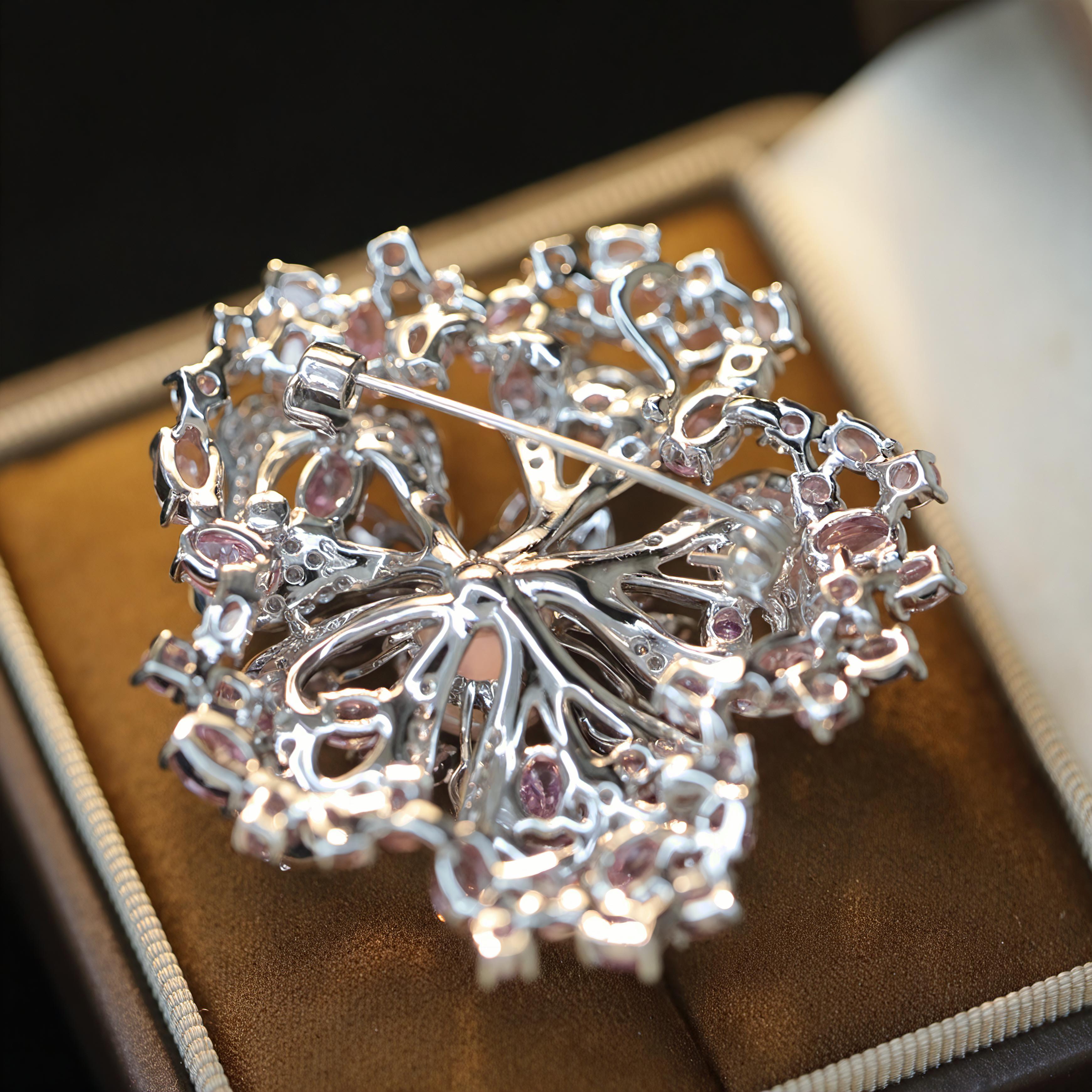 Queen Conch Flower Brooch