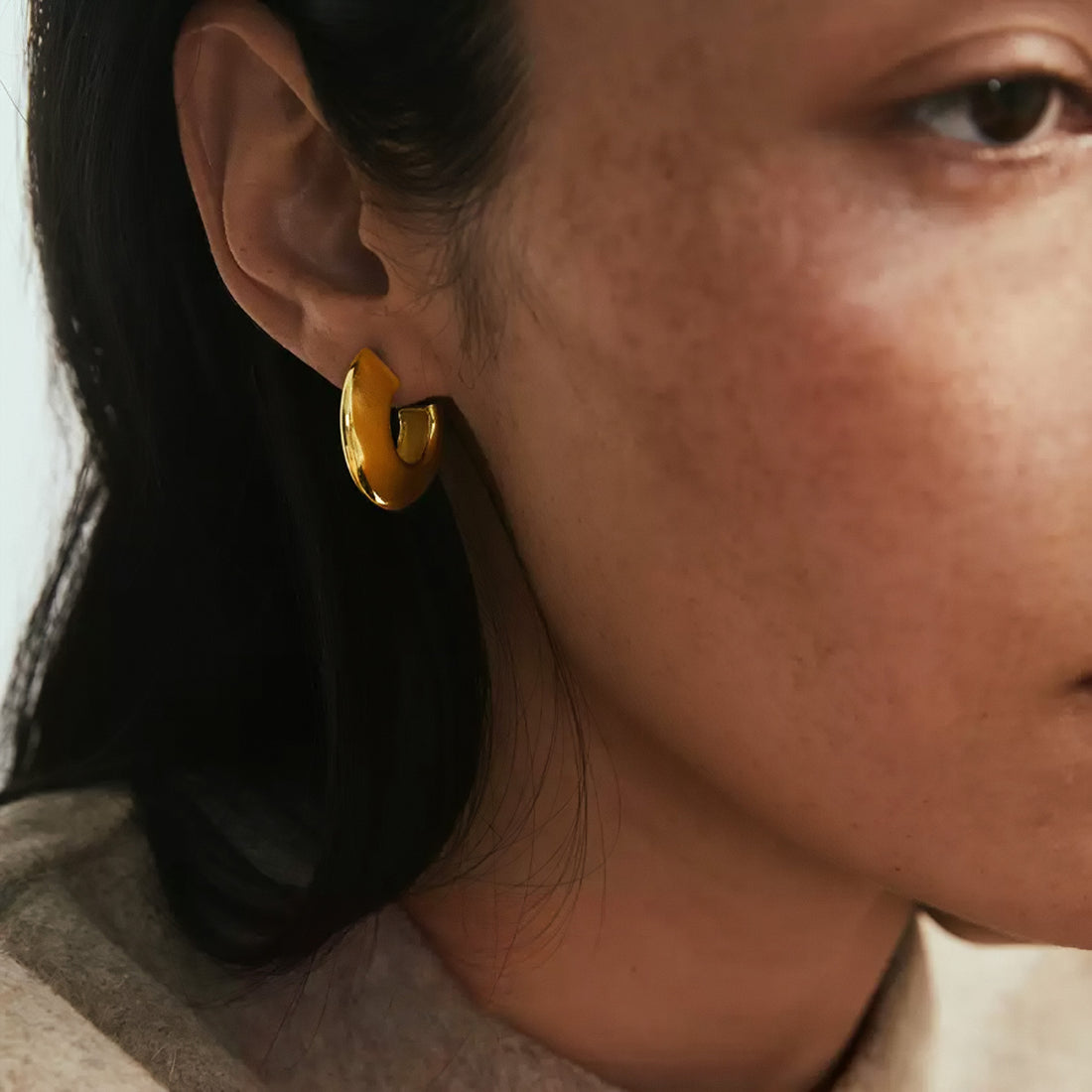 Simple Gold Earrings